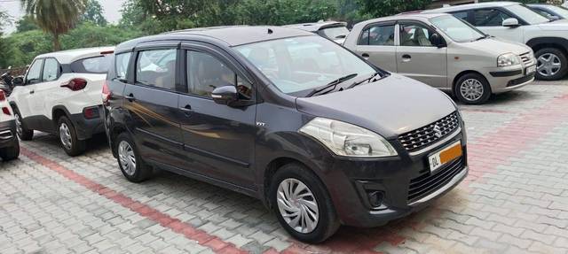 https://images10.gaadi.com/usedcar_image/4176344/original/processed_d1e5bc31be5d5f32bdc7c32ee5eb9270.jpg?imwidth=6400