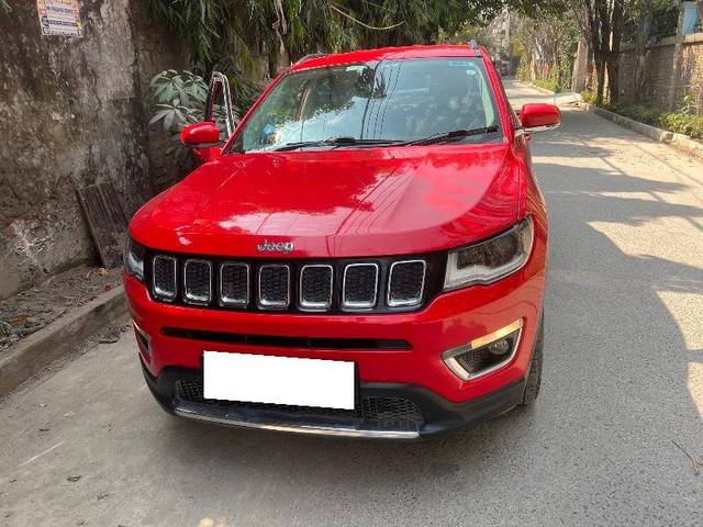 https://images10.gaadi.com/usedcar_image/4176347/original/3356800dc1d91fcca31b334965a59c26.jpeg?imwidth=6400