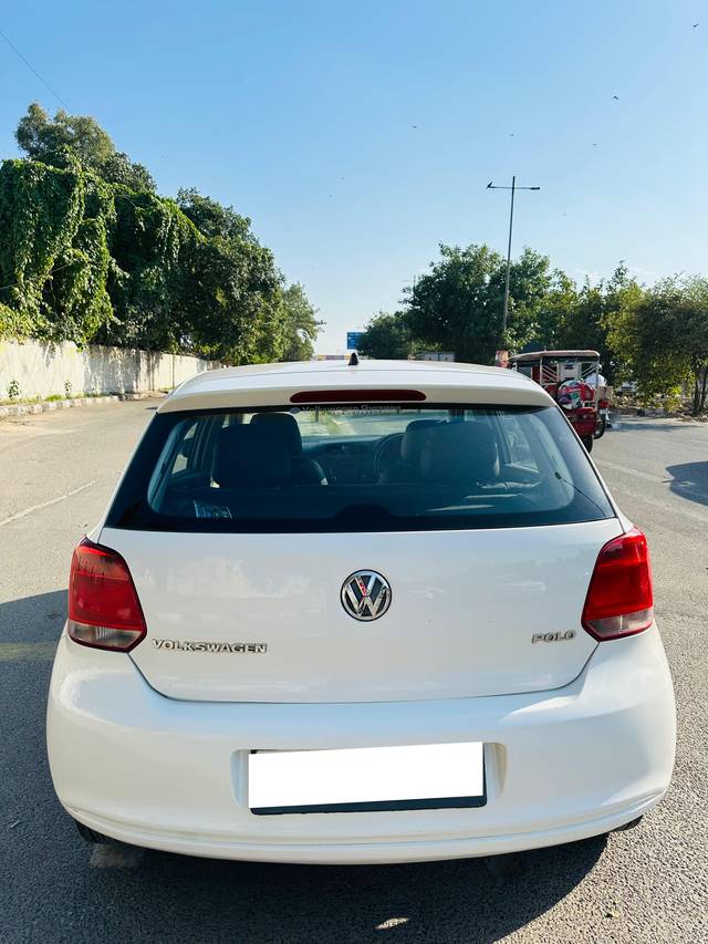 https://images10.gaadi.com/usedcar_image/4176433/original/processed_e6da23002813c6cfe140ac076804c149.jpg?imwidth=6401