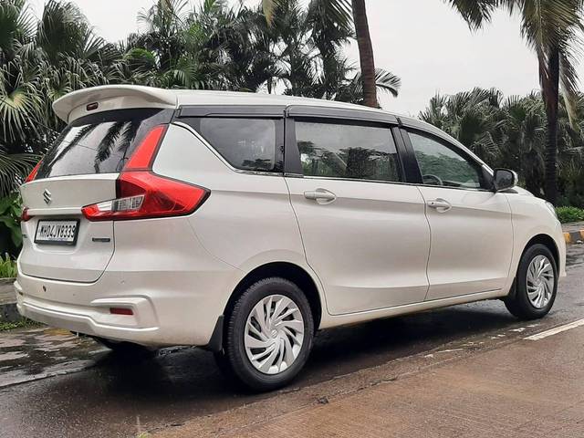 https://images10.gaadi.com/usedcar_image/4176502/original/processed_6ea55376a9a56099068e81a1c4cb17b0.jpg?imwidth=6402