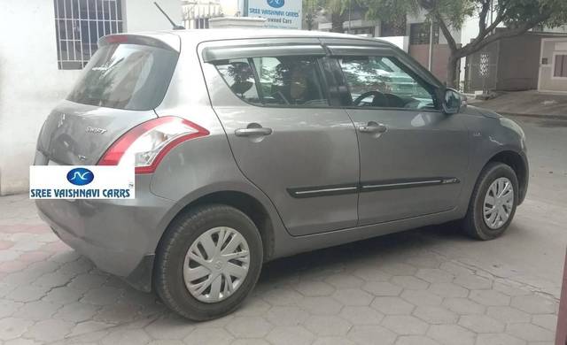 https://images10.gaadi.com/usedcar_image/4176516/original/processed_6edc26ac17783037b38688a7bca42508.jpeg?imwidth=6401