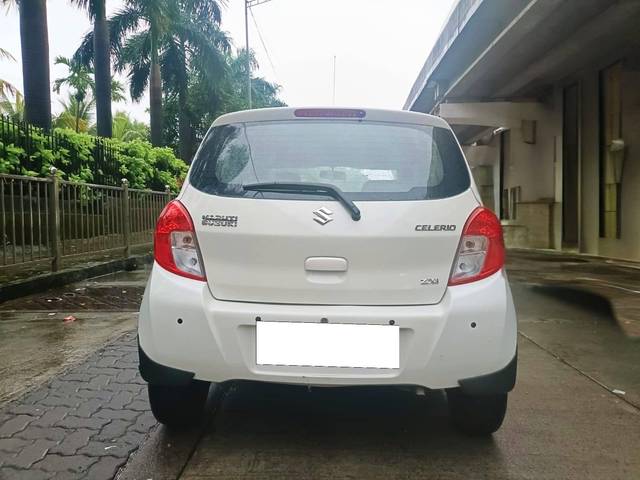 https://images10.gaadi.com/usedcar_image/4176563/original/processed_fdfa94e599e9770d609f81a241522abf.jpeg?imwidth=6402