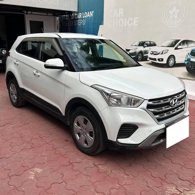 https://images10.gaadi.com/usedcar_image/4176637/original/processed_382fd025f34a1308f321614a737287a8.jpg?imwidth=6400