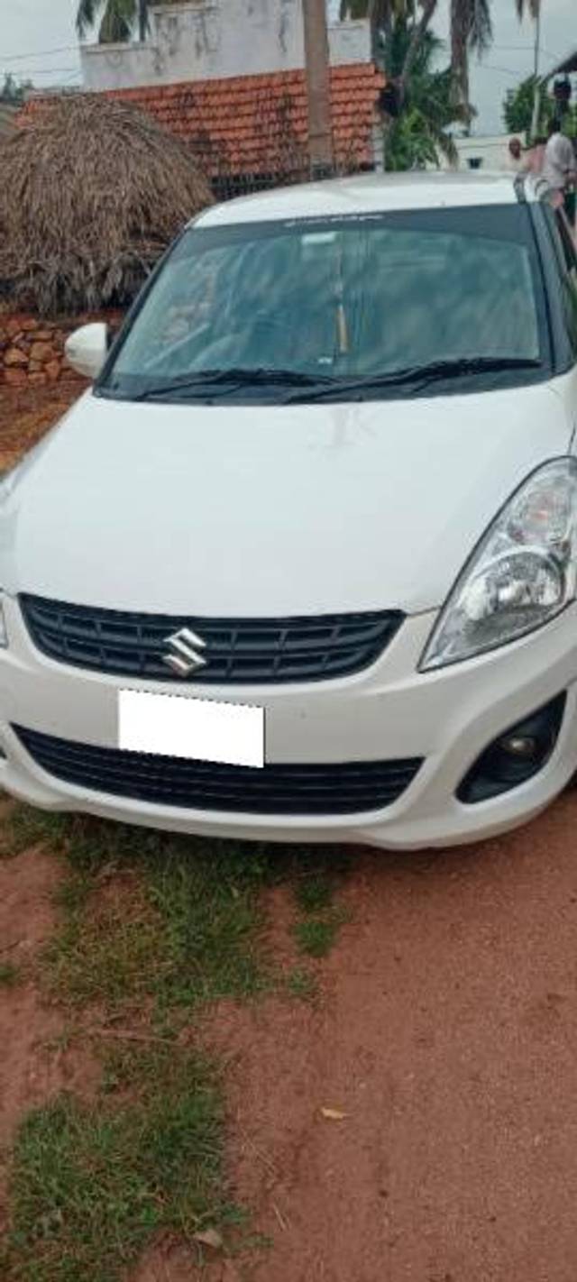 https://images10.gaadi.com/usedcar_image/4176698/original/processed_5028ebb4-e81e-4800-9d48-8970574e696b.jpg?imwidth=6400