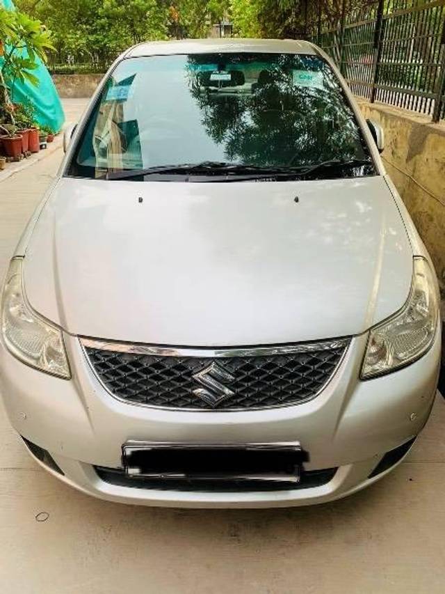 https://images10.gaadi.com/usedcar_image/4176729/original/processed_3f1c6730-be8f-4763-80f4-492d6074a0c2.jpg?imwidth=6401