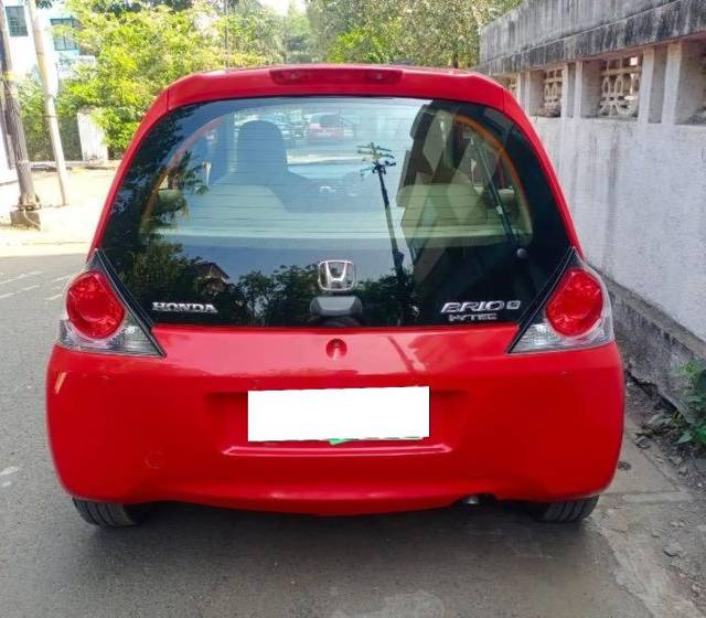 https://images10.gaadi.com/usedcar_image/4177159/original/processed_67cc8468-1372-47ef-be63-634ea0ea6c93.jpeg?imwidth=6402