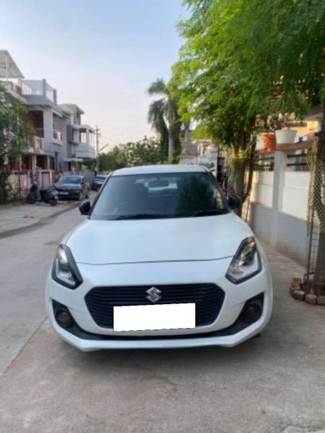 https://images10.gaadi.com/usedcar_image/4177204/original/processed_da5de5d6-5b2a-49fa-b04e-c997f95de09d.jpg?imwidth=6400