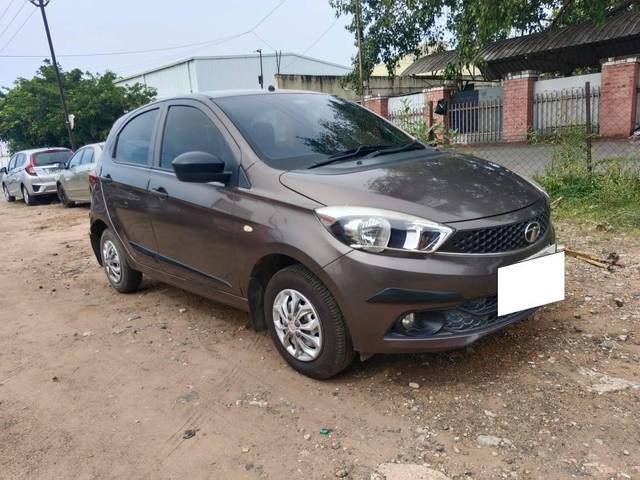 https://images10.gaadi.com/usedcar_image/4177297/original/processed_4b319936abfe6ed0c0bbbe35ff1c9fef.jpeg?imwidth=6400