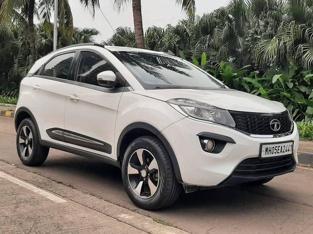 https://images10.gaadi.com/usedcar_image/4177440/original/processed_9f5ed5cda1b6a57433fa4dfc3c099863.jpg?imwidth=6400