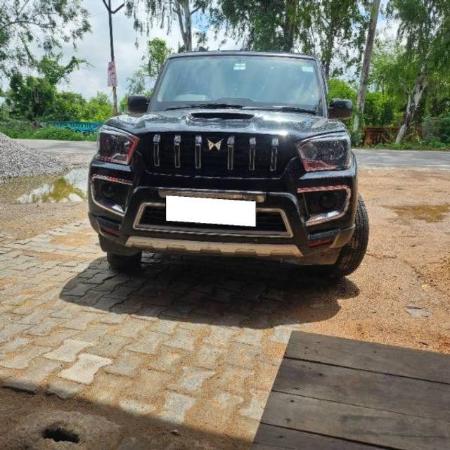 https://images10.gaadi.com/usedcar_image/4177547/original/processed_277f8435-1941-4c2b-82a7-2cc0c4e76fef.jpg?imwidth=6400