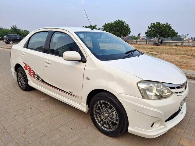 https://images10.gaadi.com/usedcar_image/4177743/original/processed_47b7a2955a64064cd280fe2377e028a6.jpg?imwidth=6400