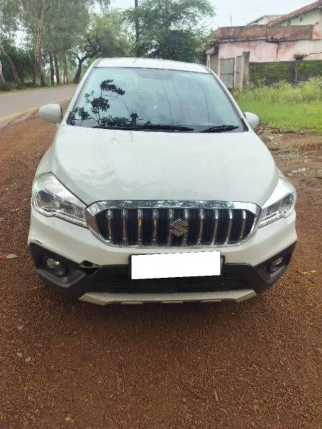 https://images10.gaadi.com/usedcar_image/4177908/original/processed_b75259f8-43f2-4c64-b6c5-d6c3c1a8eca2.jpg?imwidth=6400