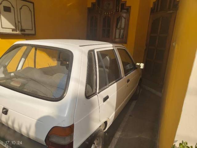 https://images10.gaadi.com/usedcar_image/4177964/original/processed_d6dafc18-8924-44d3-9301-44e0892b59ef.jpg?imwidth=6402