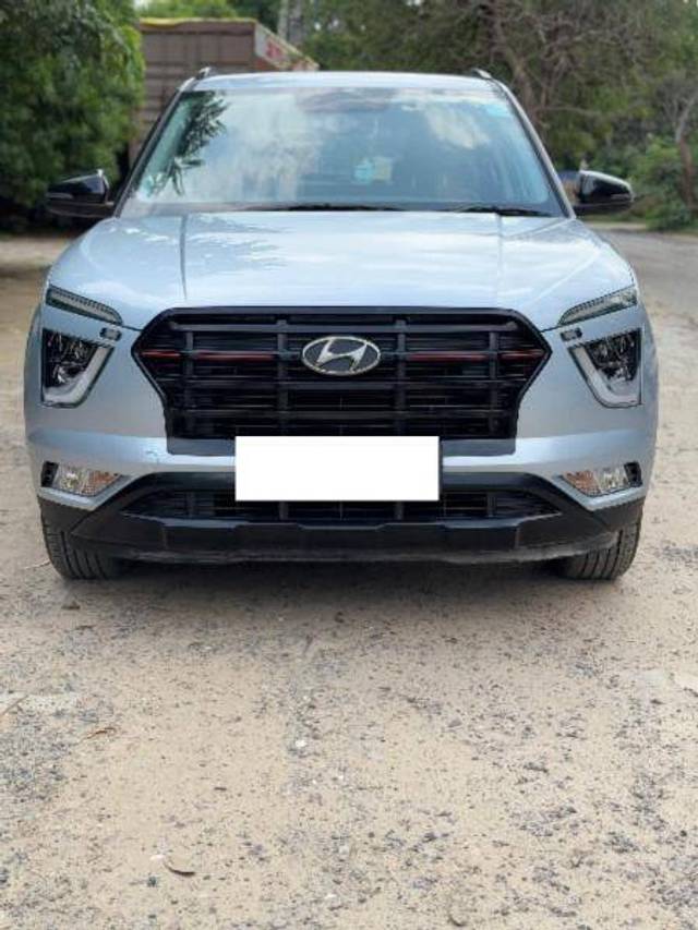 https://images10.gaadi.com/usedcar_image/4178066/original/ae399f1738866185ee30ecf02bde2f12.jpeg?imwidth=6400