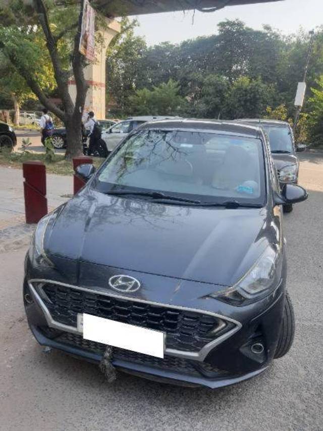 https://images10.gaadi.com/usedcar_image/4178075/original/af0659b1990cc984ea56e71a4d6ac2ce.jpg?imwidth=6400