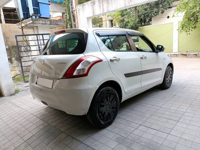 https://images10.gaadi.com/usedcar_image/4178081/original/processed_a8bc69babf7b7d075c388d1ed132fa25.jpg?imwidth=6401