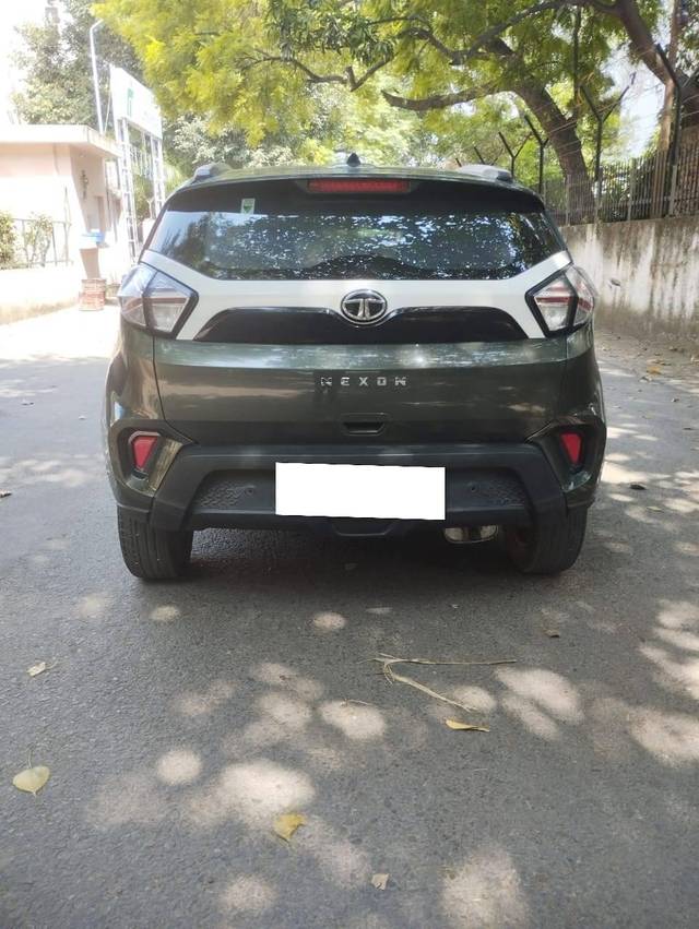 https://images10.gaadi.com/usedcar_image/4178095/original/processed_05848097a62c05b5a5320008bcfbf9f3.jpg?imwidth=6402