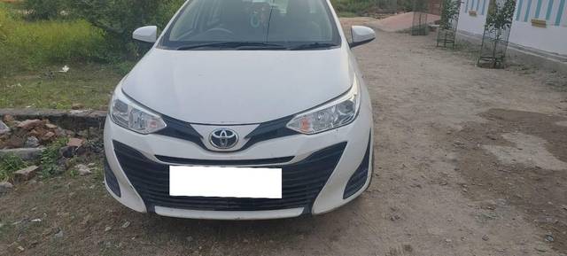 https://images10.gaadi.com/usedcar_image/4178176/original/processed_42b150db-057e-44d6-ae5b-f648deee82d3.jpg?imwidth=6400