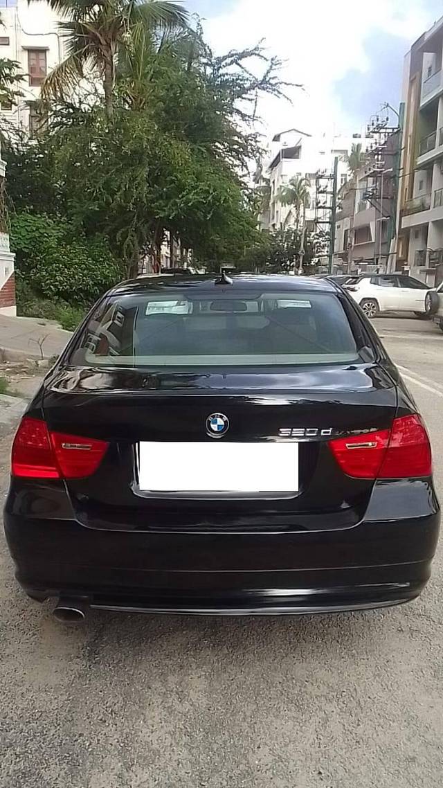 https://images10.gaadi.com/usedcar_image/4178255/original/processed_579fdb8bd85abe3eaa67ec33ad9ab749.jpg?imwidth=6402