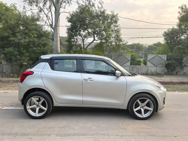 https://images10.gaadi.com/usedcar_image/4178294/original/404158c506883886fa9bd498600b0ba4.jpg?imwidth=6401