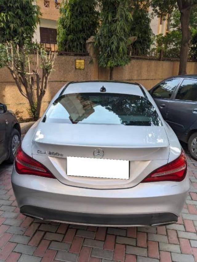 https://images10.gaadi.com/usedcar_image/4178363/original/8946b0c564ce39dede52d97ae0653762.jpeg?imwidth=6401