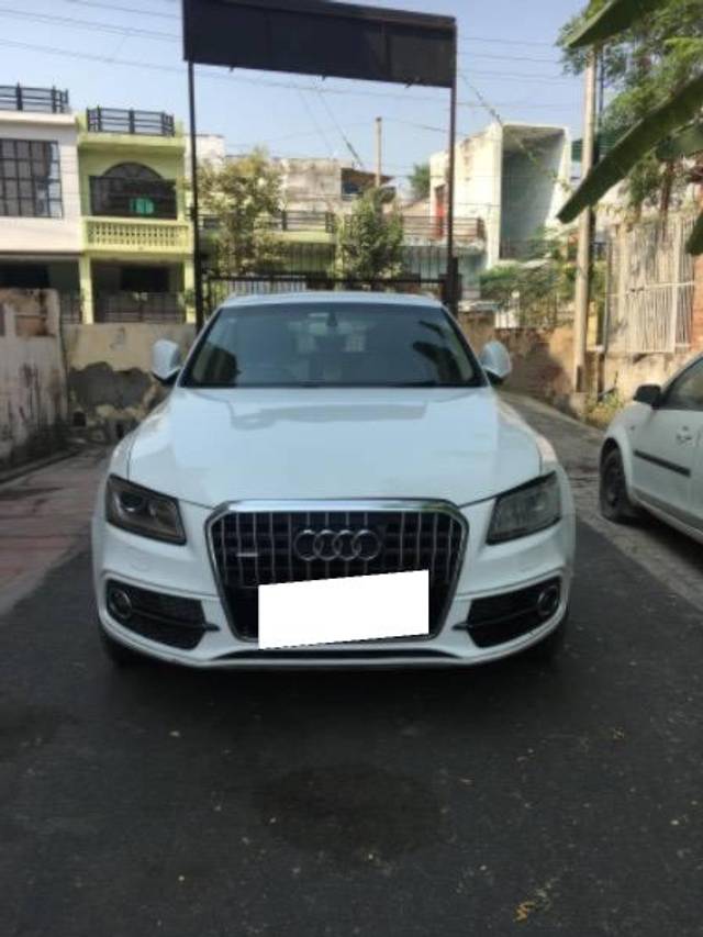 https://images10.gaadi.com/usedcar_image/4178452/original/processed_3de34563-9d07-48d0-a761-7cb33ccca66b.jpg?imwidth=6402