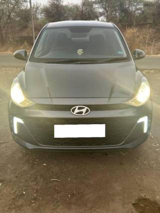 Hyundai Aura Hyundai Aura S CNG