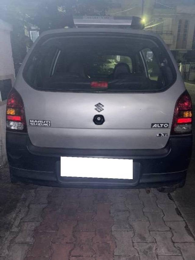 https://images10.gaadi.com/usedcar_image/4178646/original/processed_2f53ac48-18df-4d0e-9aab-052bdbe42b84.jpg?imwidth=6400