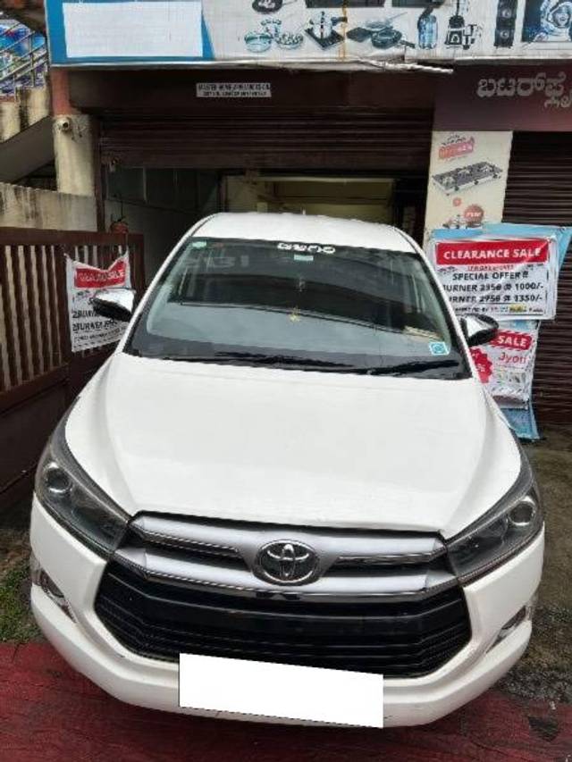 https://images10.gaadi.com/usedcar_image/4178677/original/processed_38317ab9-45b1-4a23-8fcb-f969a33c27f0.jpg?imwidth=6400