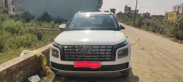 https://images10.gaadi.com/usedcar_image/4178737/original/processed_be9d747f-f887-4c48-93c7-fa69cd664024.jpg?imwidth=6400