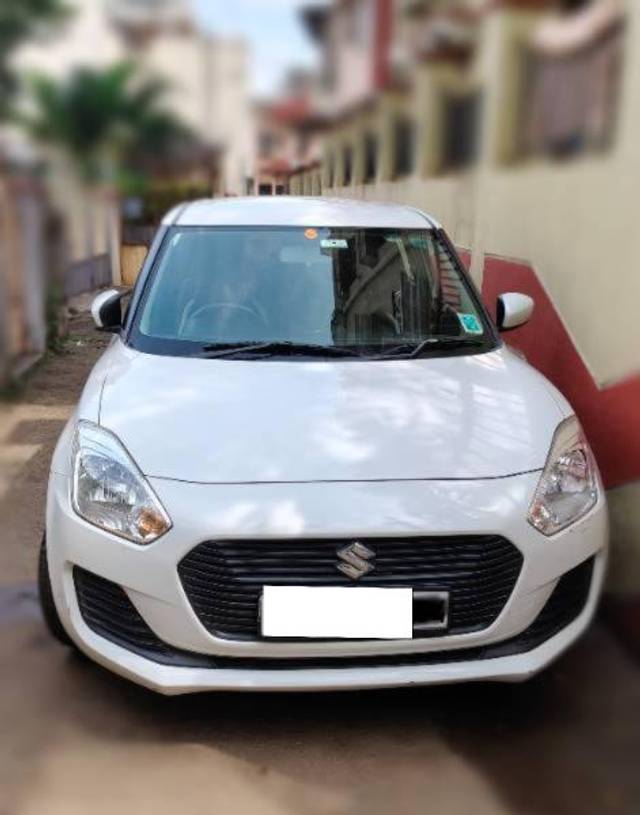 https://images10.gaadi.com/usedcar_image/4178747/original/processed_09bfe515-9ec0-46a0-9a5d-dcf8466225f0.jpg?imwidth=6400