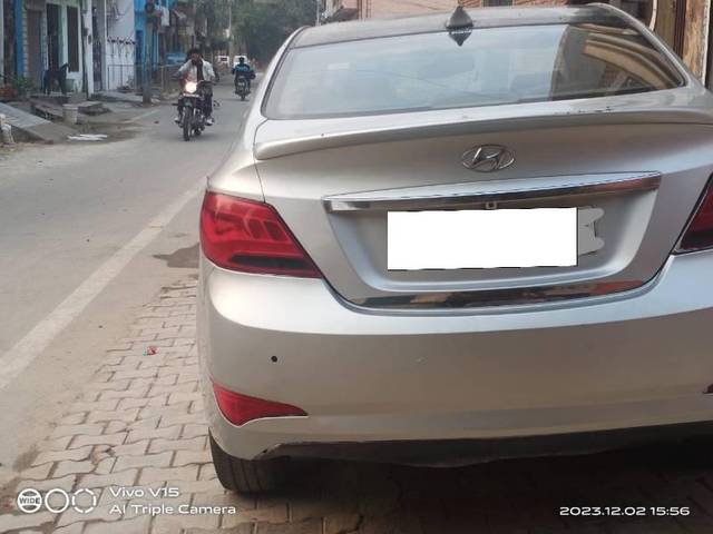 https://images10.gaadi.com/usedcar_image/4178765/original/processed_ee5d2f60-8492-400d-afbe-a3dffe1b0e24.jpg?imwidth=6401