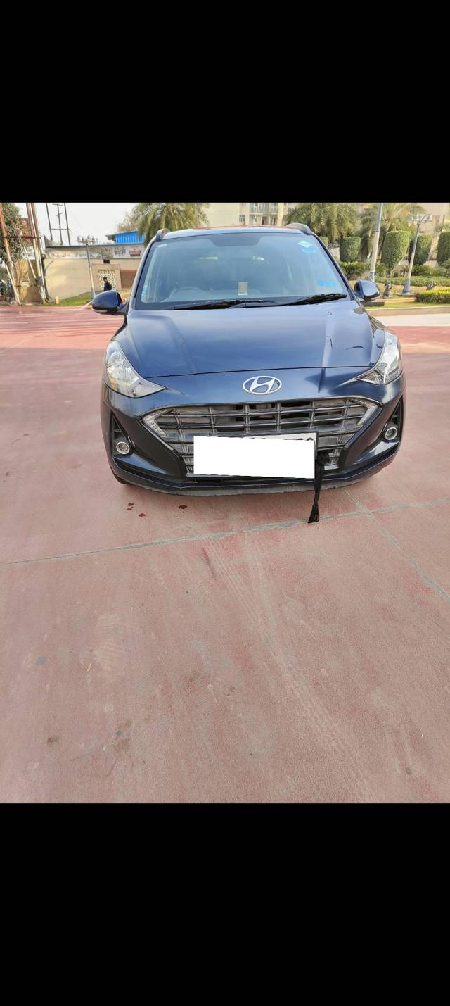 https://images10.gaadi.com/usedcar_image/4178873/original/processed_c49b900a35dc23fc841a5743d5e96cb1.jpg?imwidth=6401