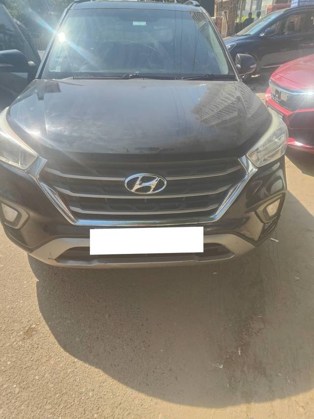 https://images10.gaadi.com/usedcar_image/4178892/original/processed_b4778a62b02ac8d96defd9cd7e543cf6.jpg?imwidth=6401