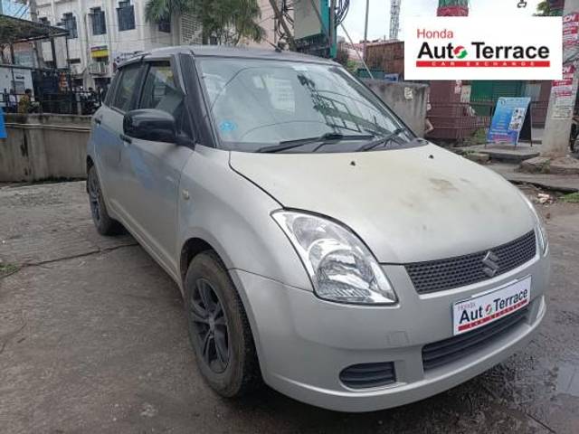 https://images10.gaadi.com/usedcar_image/4178998/original/3407162ed02266cc3b5f8df3f9174183.jpeg?imwidth=6400