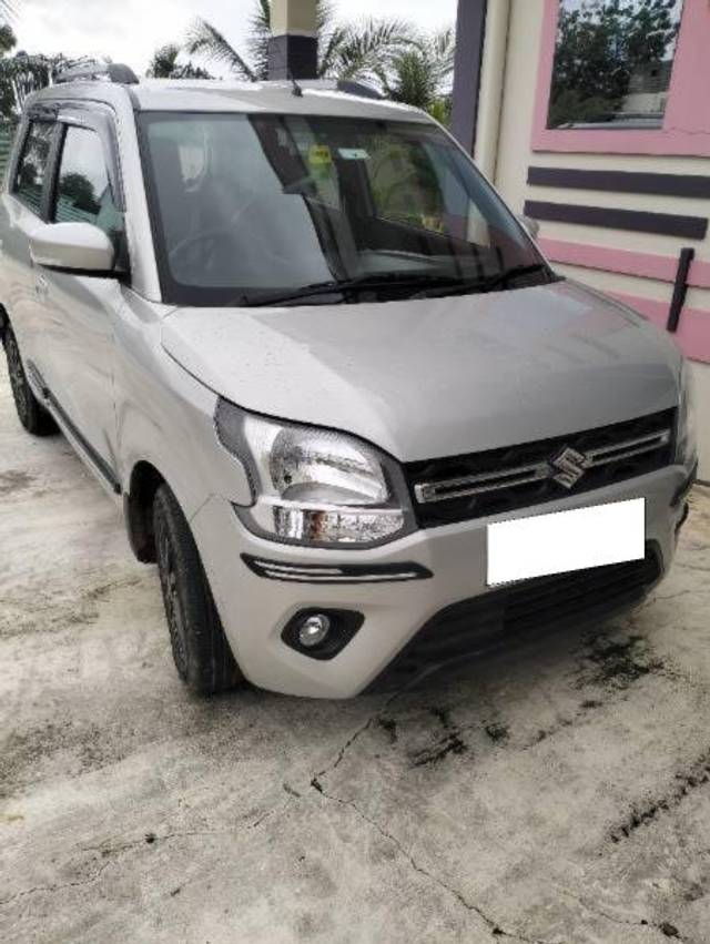 https://images10.gaadi.com/usedcar_image/4179098/original/processed_d0c27eb1-45eb-4249-a5c6-11fcfe1746e6.jpg?imwidth=6400