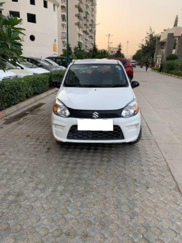 https://images10.gaadi.com/usedcar_image/4179175/original/92aa836f2eeede6c474e4875fa12c9f1.jpg?imwidth=6400