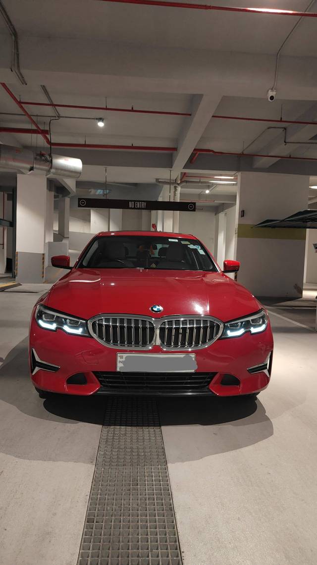 https://images10.gaadi.com/usedcar_image/4179524/original/processed_b3d0f5fec3940186960d25b319a65c4d.jpg?imwidth=6400