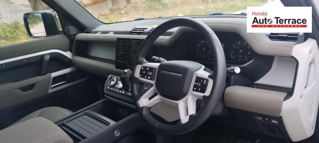 Second-hand 2022 Land Rover Defender 110 HSE 2020-2022 for sale in Hyderabad-12