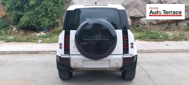 Second-hand 2022 Land Rover Defender 110 HSE 2020-2022 for sale in Hyderabad-5