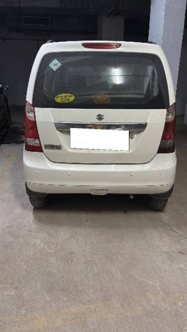 https://images10.gaadi.com/usedcar_image/4179610/original/f96058e043e4bae0525476b7fb892491.jpg?imwidth=6401