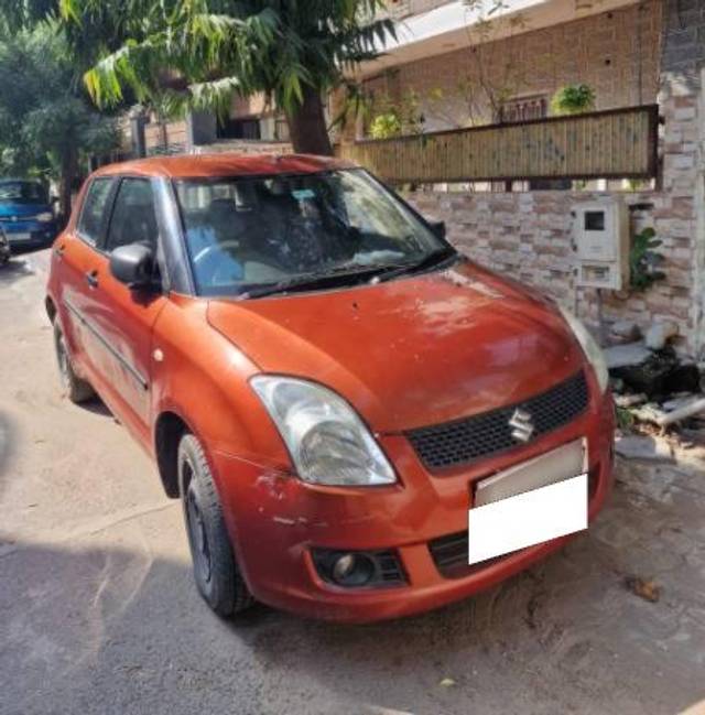 https://images10.gaadi.com/usedcar_image/4179757/original/processed_45f4578f-987d-4474-9391-94521588b9a5.jpeg?imwidth=6400