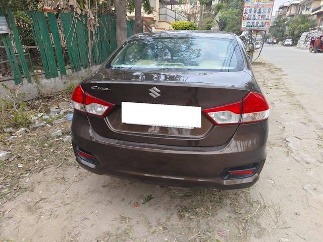 https://images10.gaadi.com/usedcar_image/4179781/original/processed_8c01cd353fc38fa20f4b759f290c5515.jpg?imwidth=6401