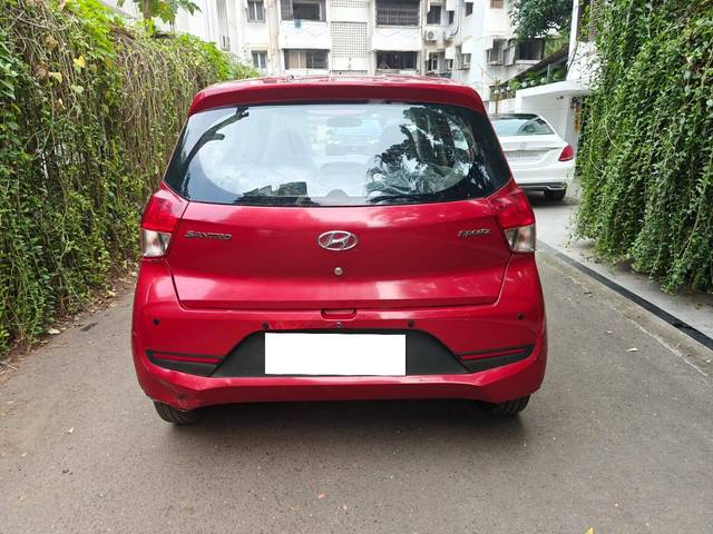 https://images10.gaadi.com/usedcar_image/4179790/original/processed_5600b21f122d27ee0df33e89126784e3.jpeg?imwidth=6402