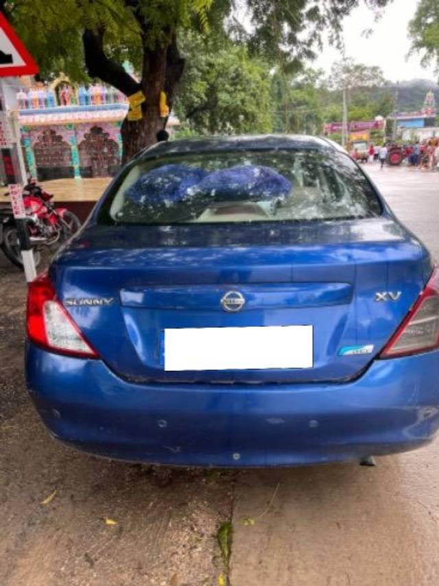 https://images10.gaadi.com/usedcar_image/4179811/original/processed_6ec503e8-2f32-492c-8862-aa9807910756.jpeg?imwidth=6401