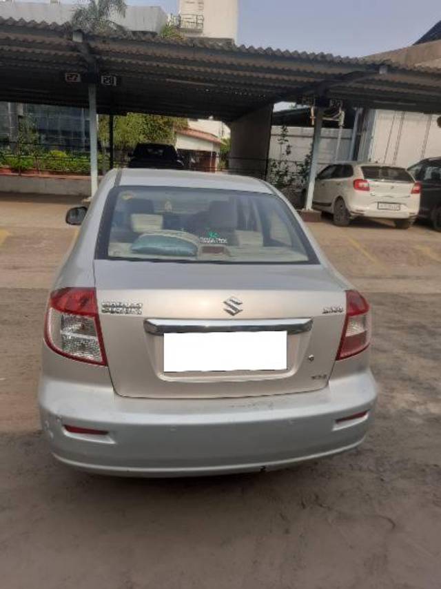 https://images10.gaadi.com/usedcar_image/4179867/original/processed_c2659ba1-7153-4c79-9353-efe3df0b8bf9.jpg?imwidth=6401