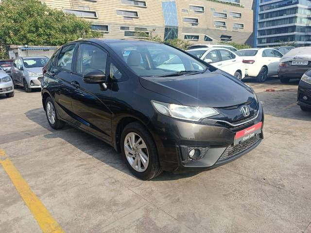 https://images10.gaadi.com/usedcar_image/4179875/original/processed_6d1b895b0e886c92a1e2e6a1545146f6.jpg?imwidth=6400