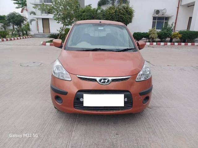 https://images10.gaadi.com/usedcar_image/4179903/original/processed_04321ce4-ed18-4d52-aa78-161f4d6babdb.jpg?imwidth=6400