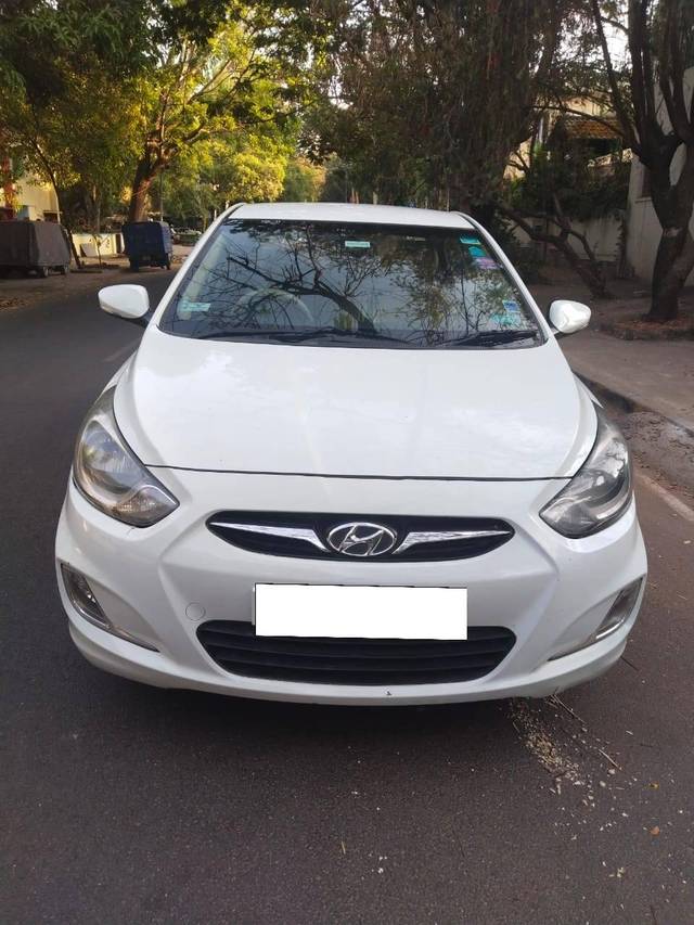 https://images10.gaadi.com/usedcar_image/4179918/original/processed_263516c43116d9cbf11316cc17c49f4e.jpg?imwidth=6400