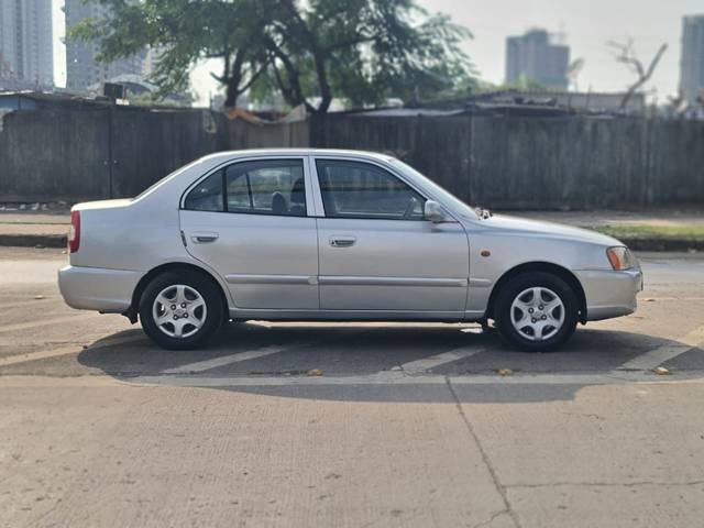 https://images10.gaadi.com/usedcar_image/4180009/original/203b41eb6d9309f088ffa5d71f07a3e6.jpeg?imwidth=6401